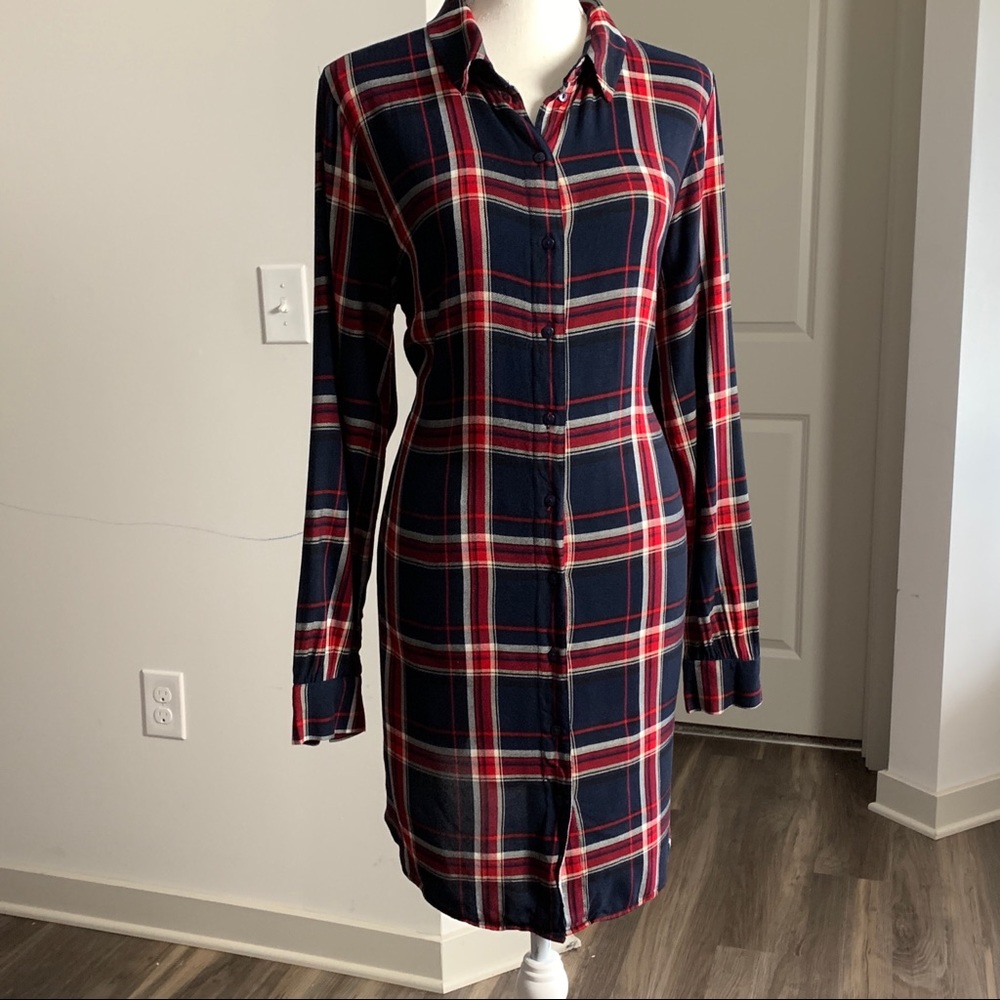 H&M Long Sleeve Plaid Shirt Dress (240) - Picture 3 of 9